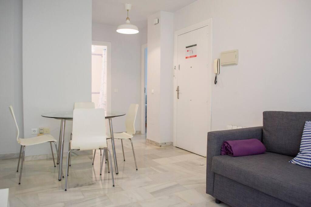 Apartment At The Beach Malaga Exterior photo